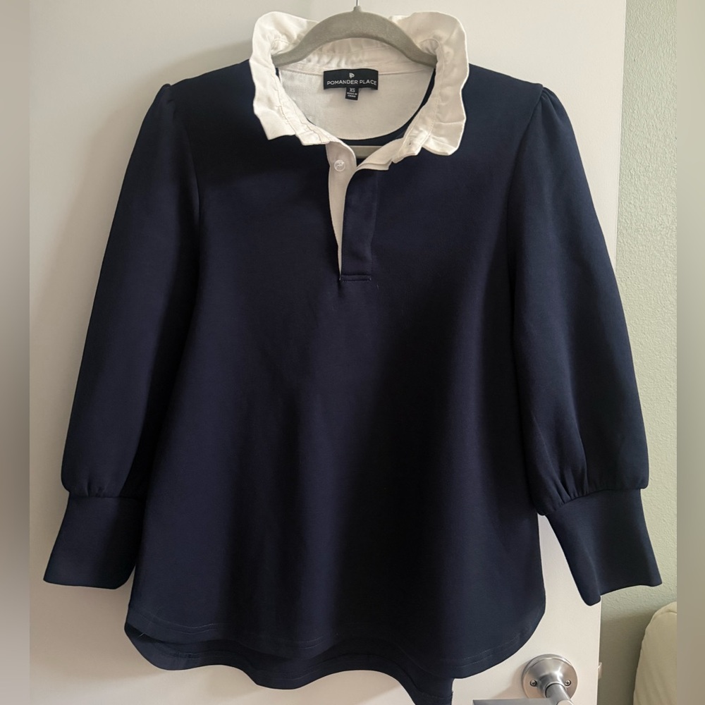 Pomander Place Tuckernuck Charlotte Ruffle Polo Top XS Navy - Picture 2 of 7